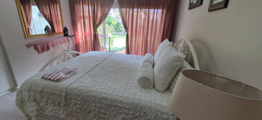 5 Bedroom Property for Sale in Hartenbos Central Western Cape